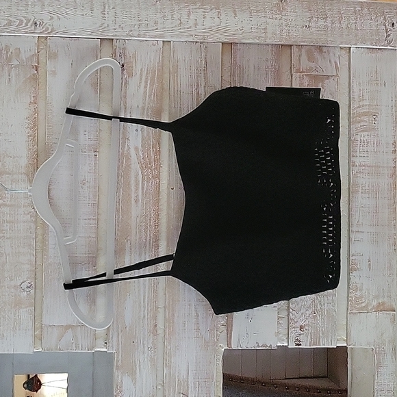 wild fable Tops - NWT knitted/crocheted crop top